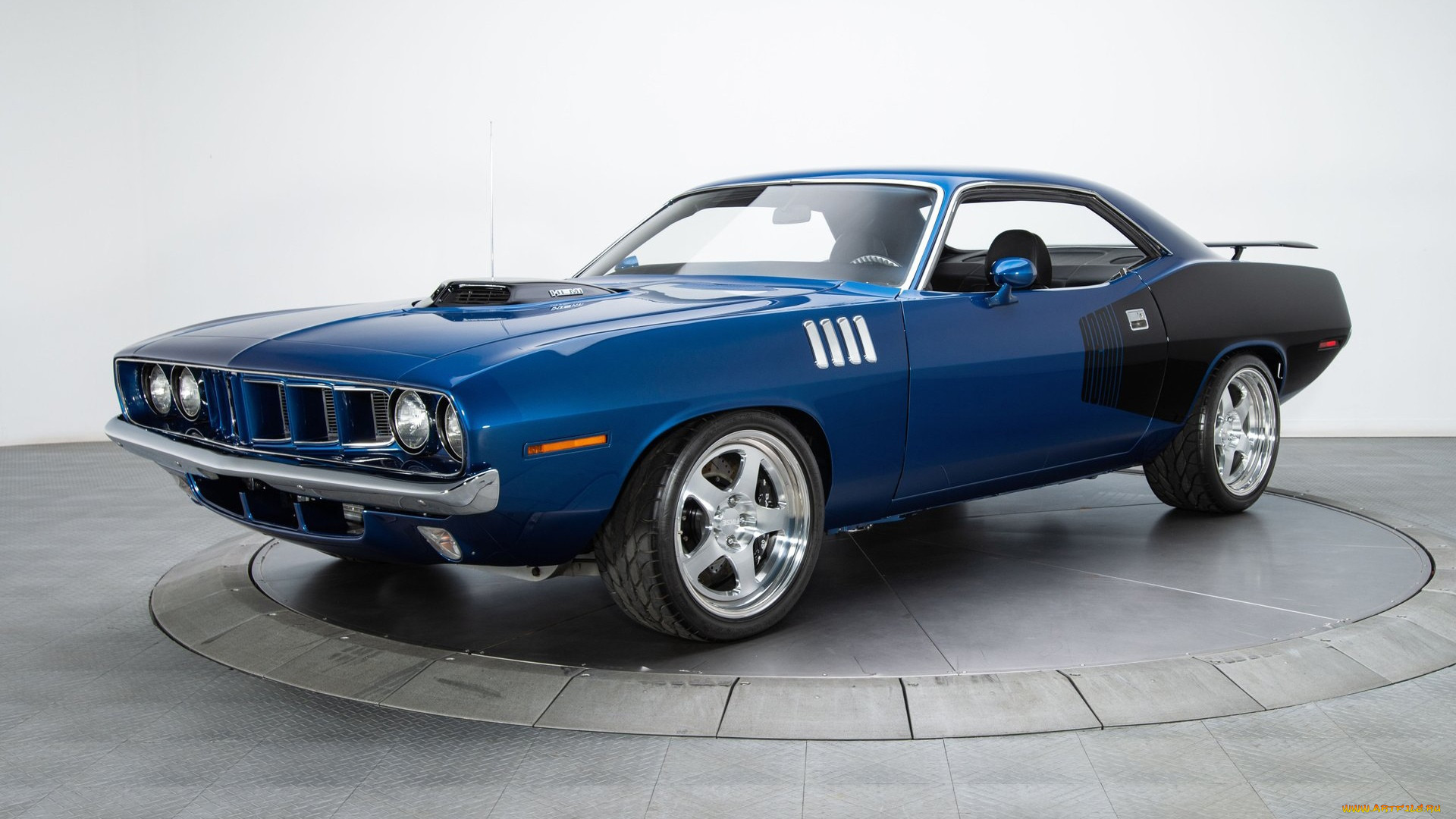 Plymouth Barracuda 1970 мотор